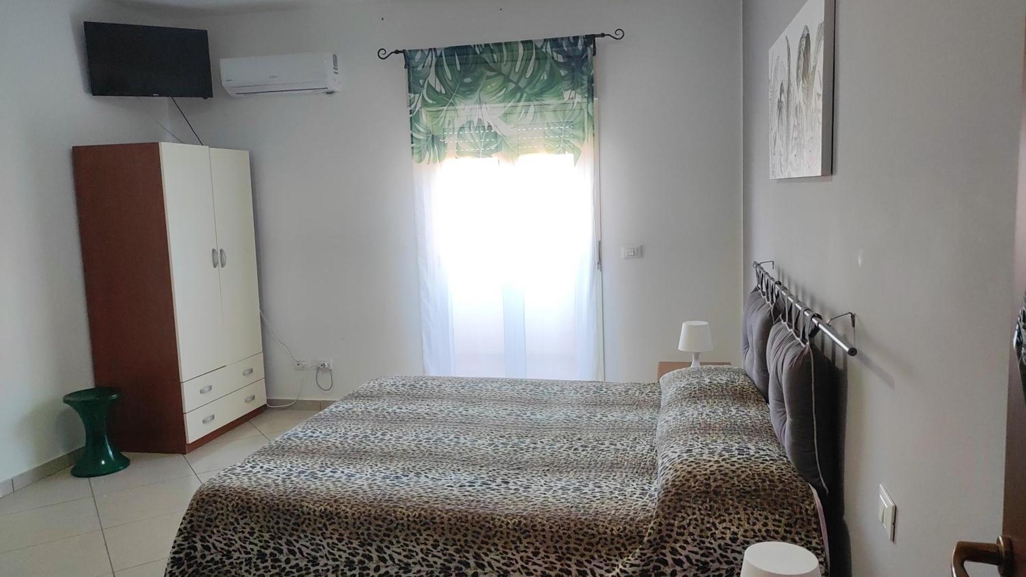 Bed And Breakfast Oasi Reggio Calabria Habitación foto